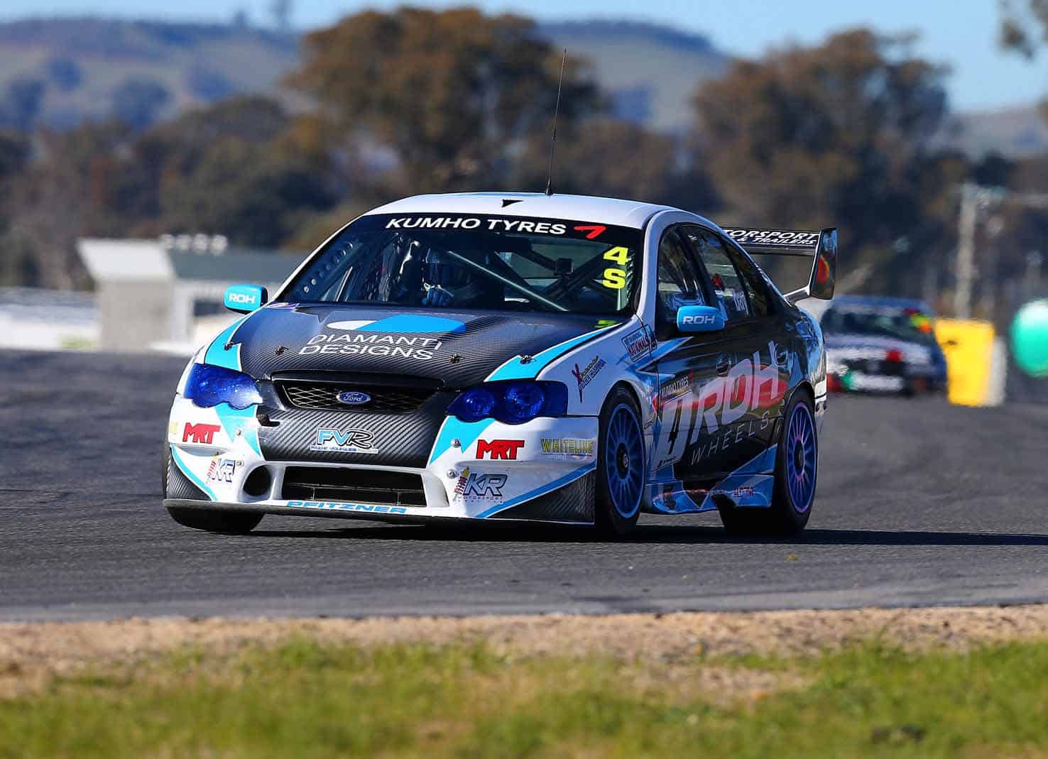 DAY STEPS UP INTO V8 SUPERCAR DEVELOPMENT SERIES - V8 Touring Car